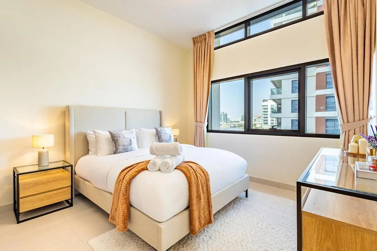 Designer'S Finishing - Rooftop Pools - Modern Oasis - Family Heaven - Full Canal Views - Sunset Raha Views - 2 Min Walk From Space42 Arena Abu Dhabi Lägenhet