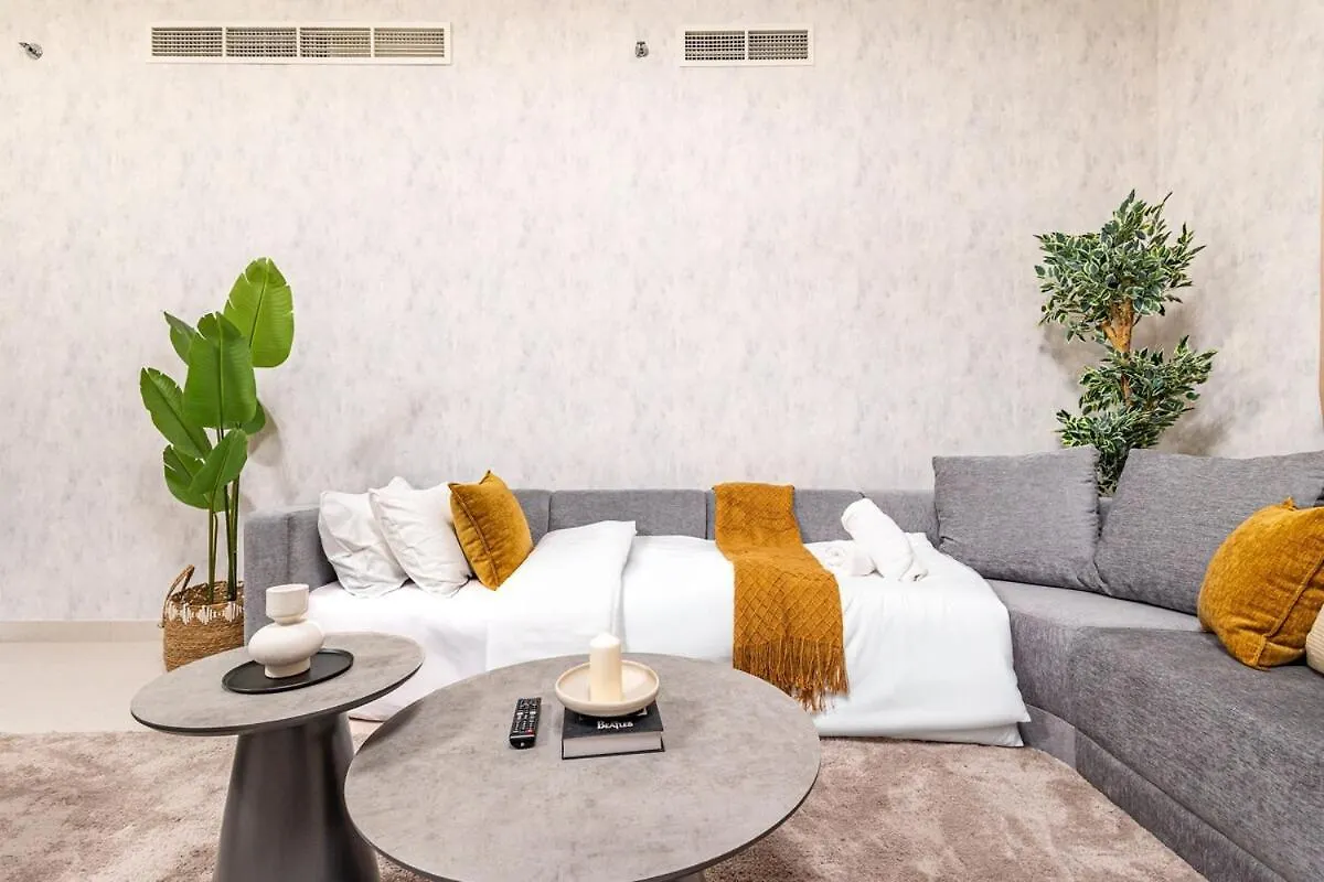 Designer'S Finishing - Rooftop Pools - Modern Oasis - Family Heaven - Full Canal Views - Sunset Raha Views - 2 Min Walk From Space42 Arena Abu Zabi